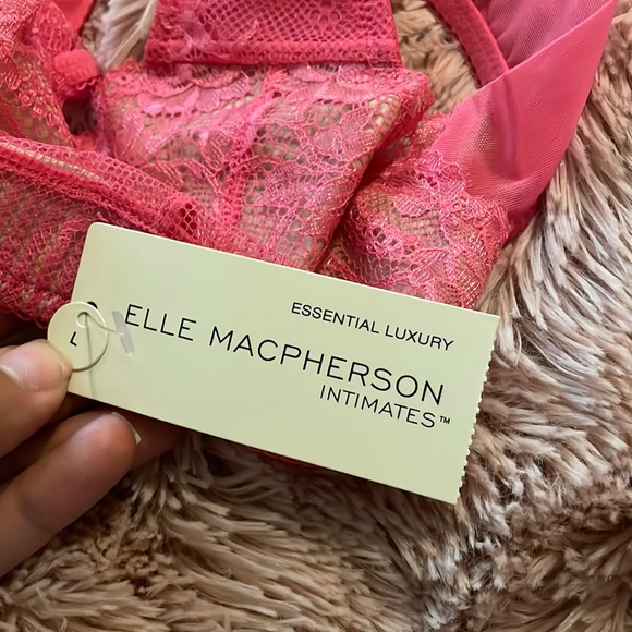 Two Elle MacPherson Intimates Essential Luxury Thongs - Picture 4 of 7